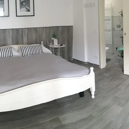 Bed & Breakfast Residenza Marina Marina Di Carrara