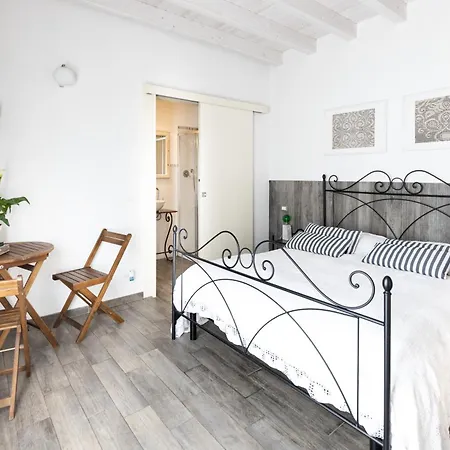 Bed & Breakfast Residenza Marina
