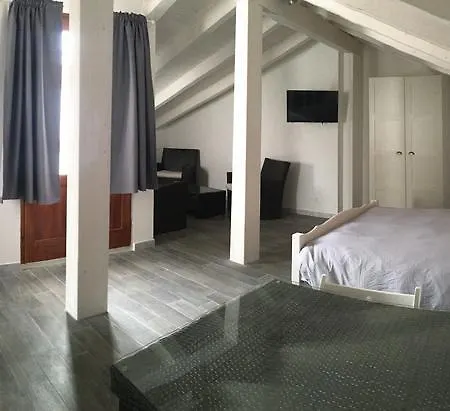 Bed & Breakfast Residenza Marina 3*